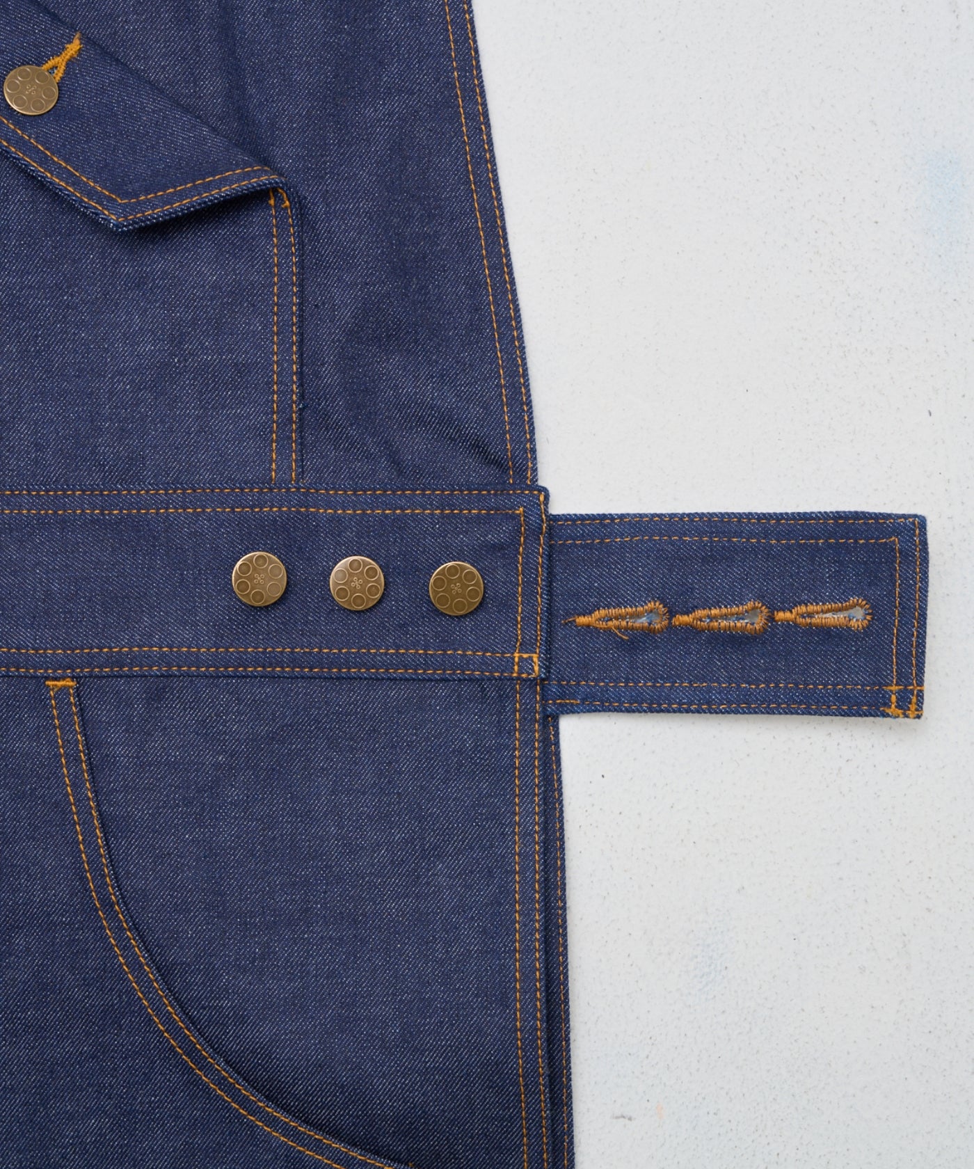 Armor Apron short